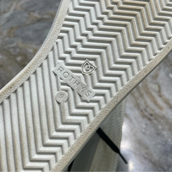 Rothy’s The Lace Up Sneaker in Navy Knit - Picture 15 of 16